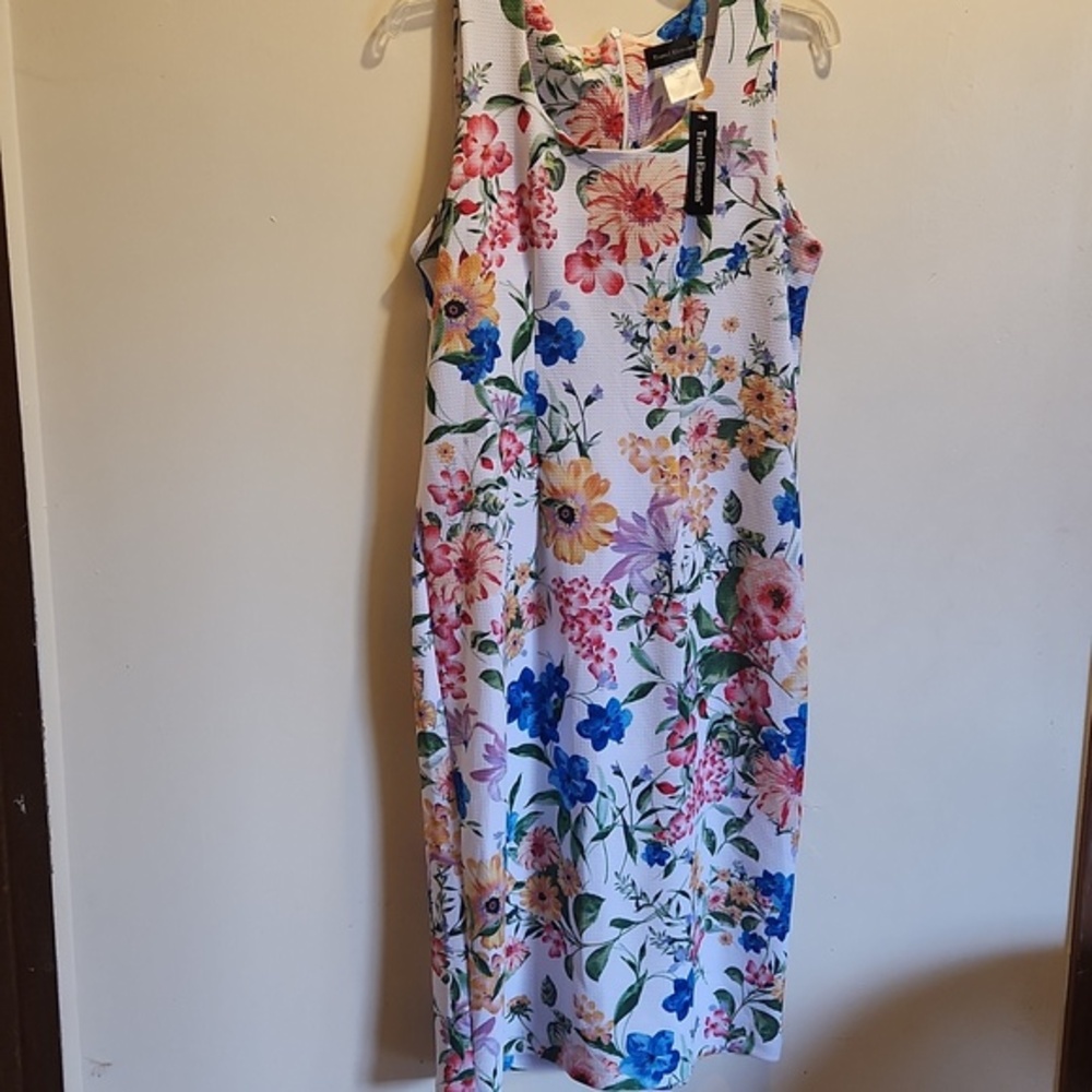 Travel Elements Spring Floral Dress Size L